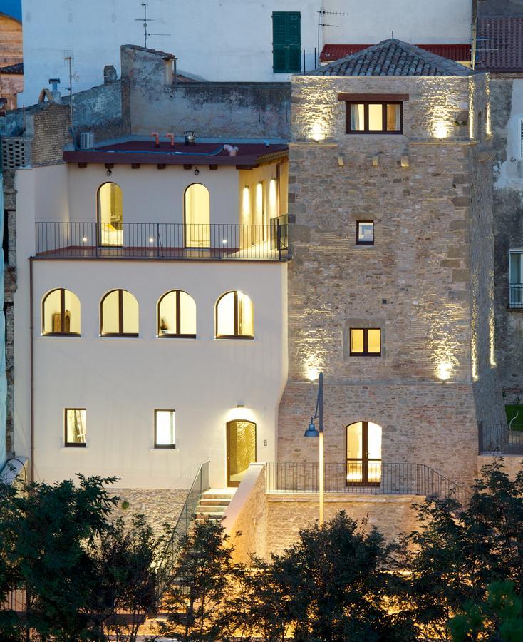 Frühstückspension Torre Della Loggia - Dimora Storica - 2*